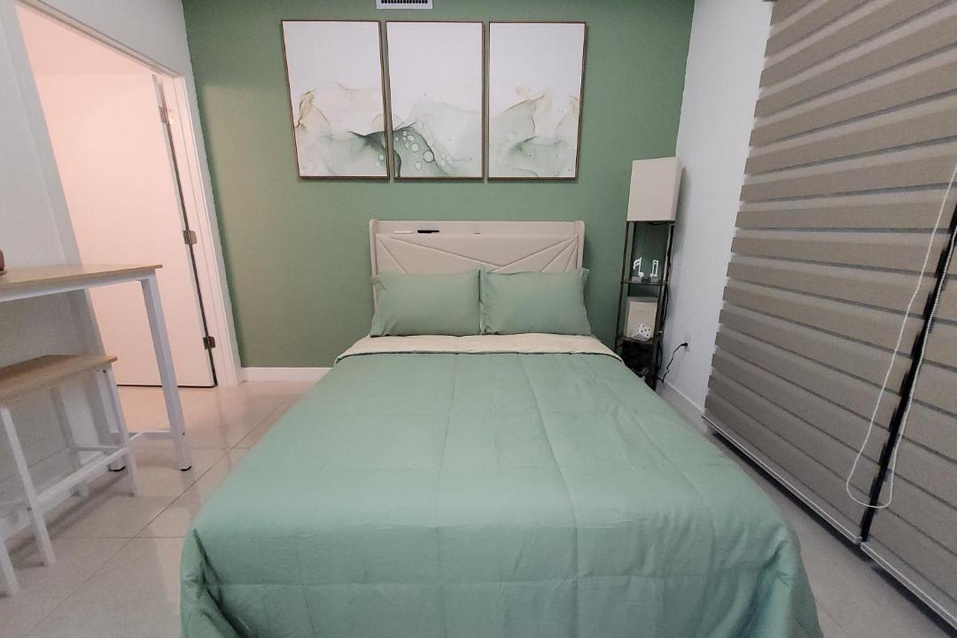 Photo of Bedroom in Florida City