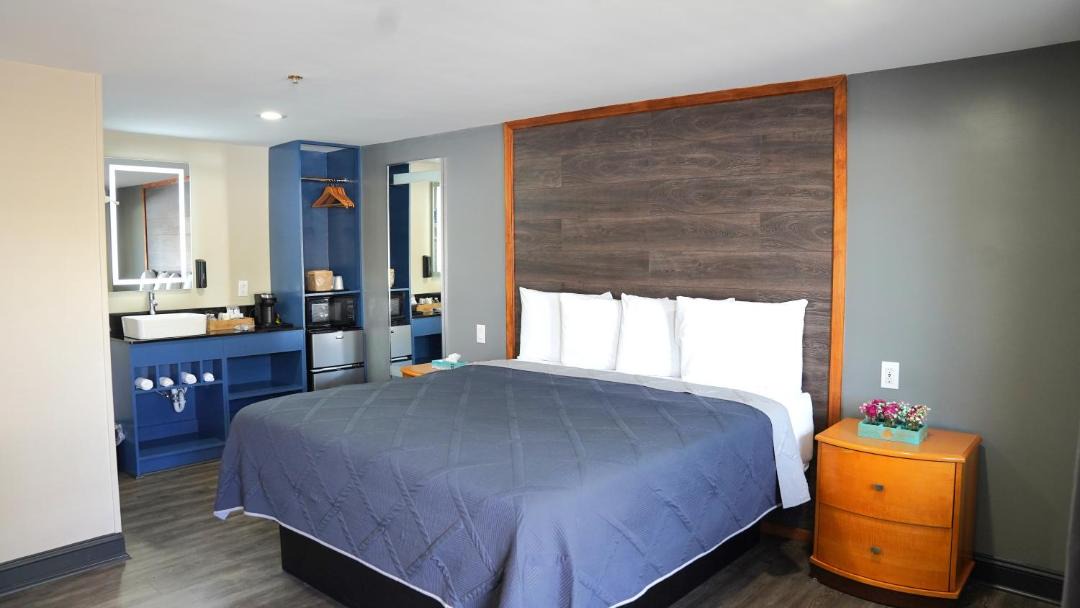 Photo of Bedroom in Newington