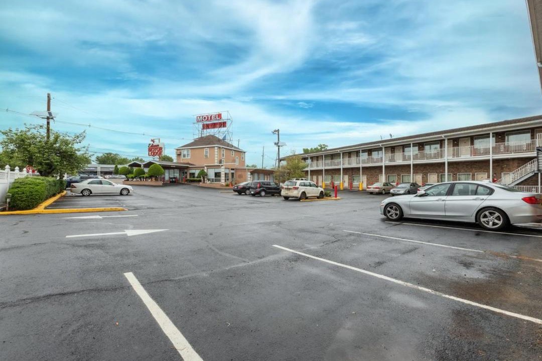 Photo of Others in Edison