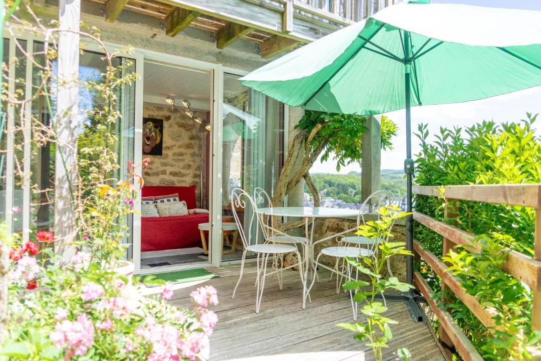 Photo of Patio Balcony in Correze