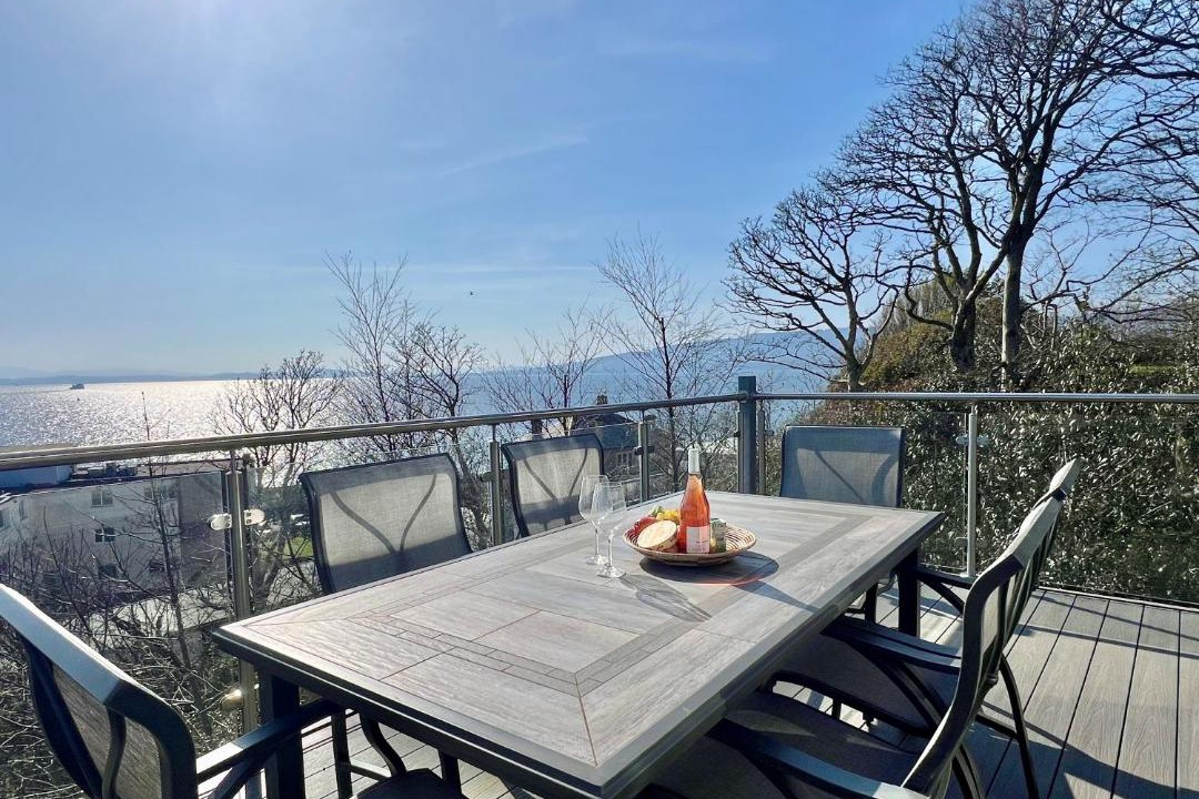 Photo of Patio Balcony in Wemyss Bay