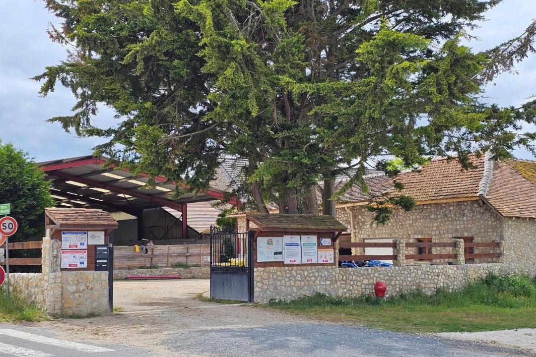 Photo of Others in Poigny