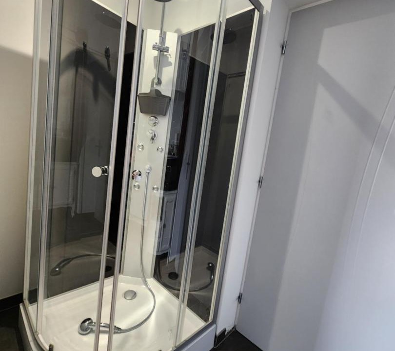 Photo of Bathroom in Juillan