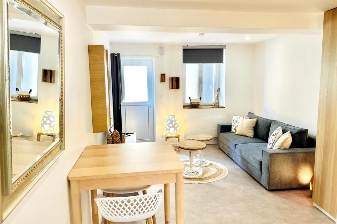 Photo of Others in Olivet