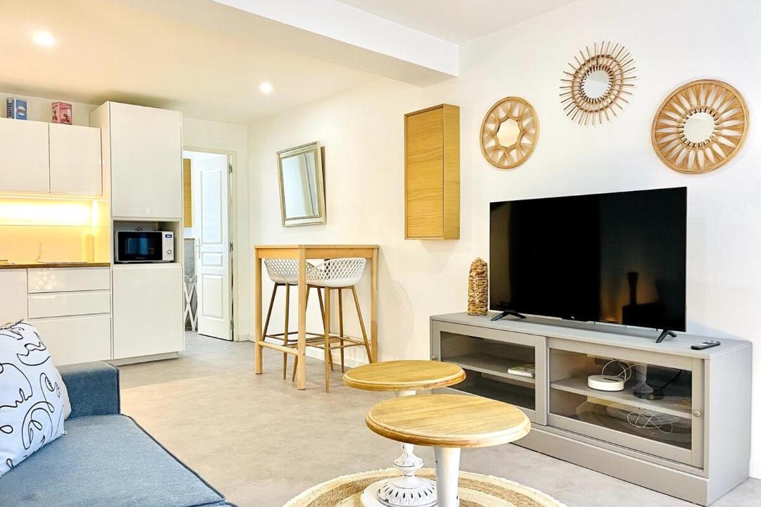 Photo of Others in Olivet