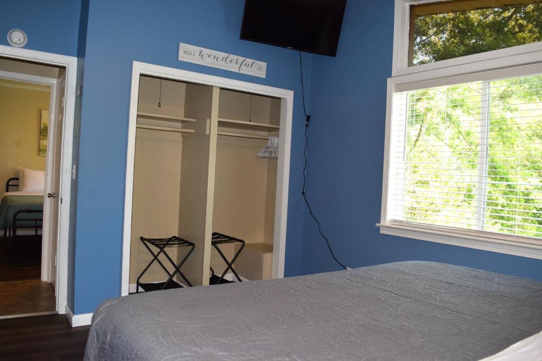 Photo of Bedroom in Guntersville