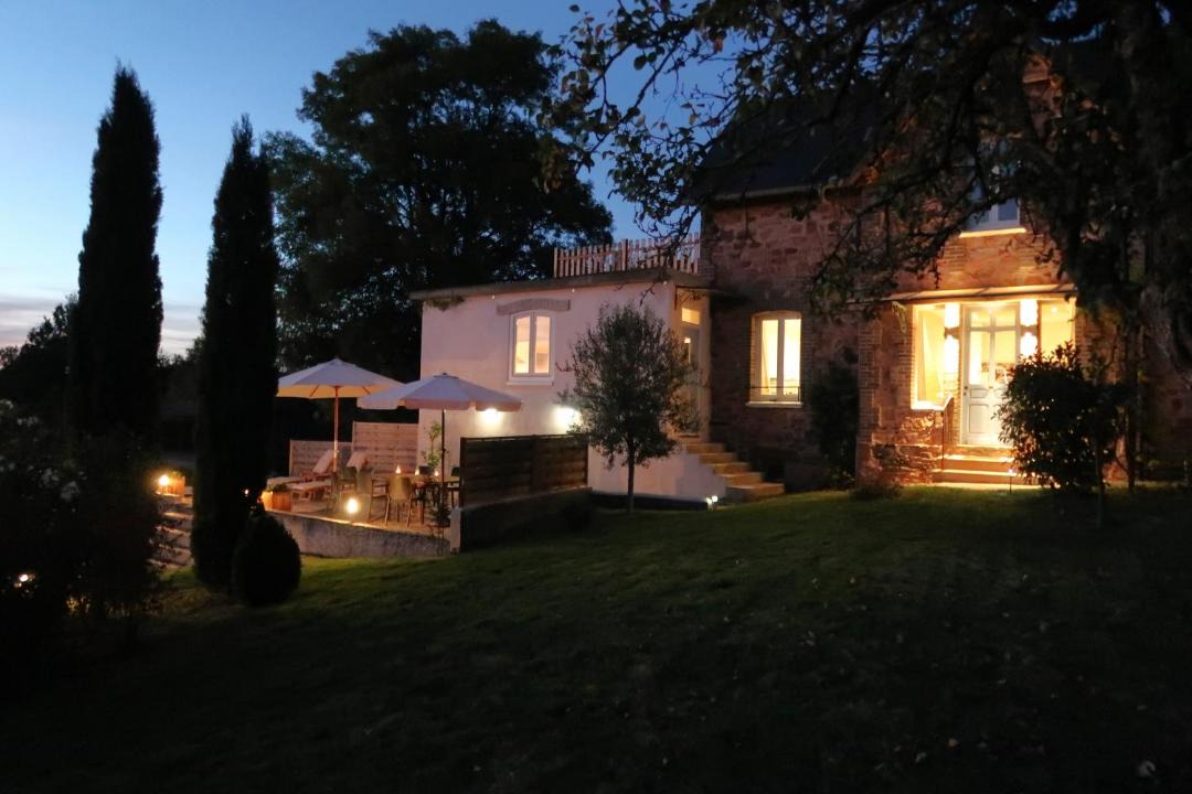 Photo of Others in Saint-Solve