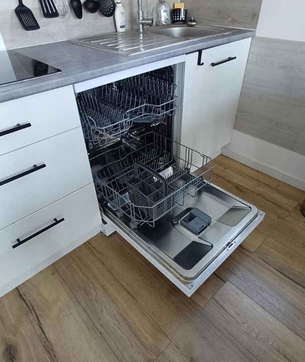 Photo of Others in Hirel