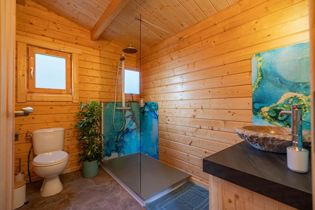 Photo of Bathroom in Chorges