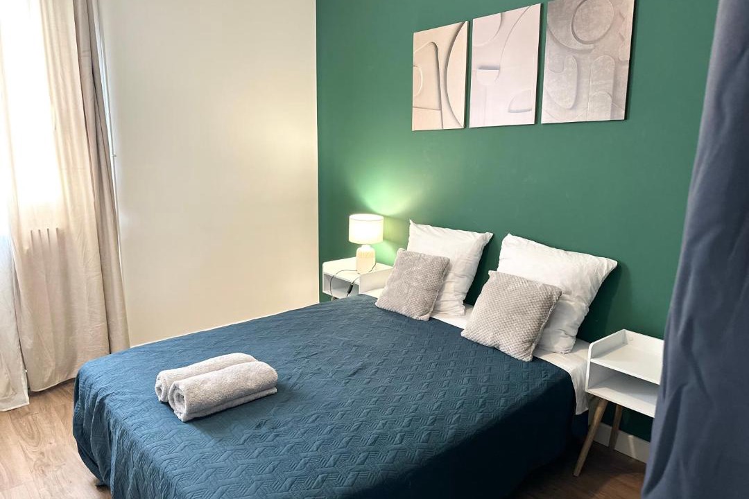 Photo of Bedroom in Sablons - Newton