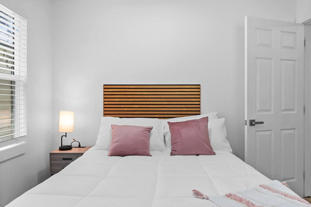 Photo of Bedroom in Foster Place