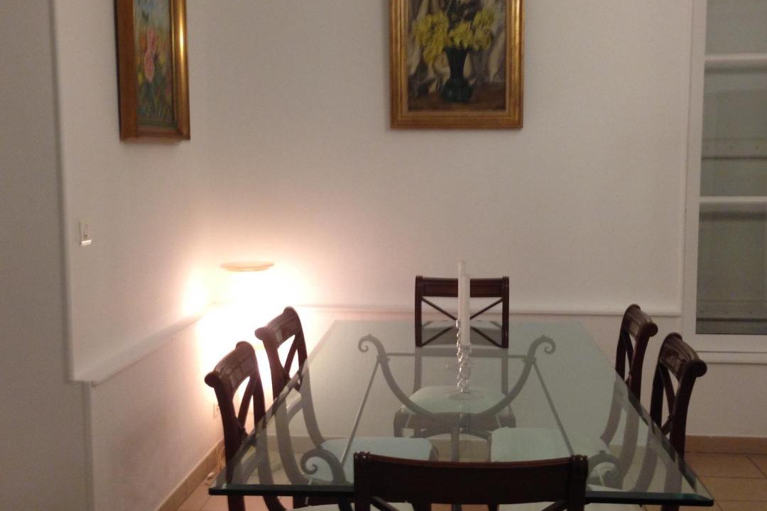 Photo of Others in Avallon