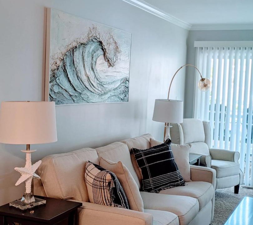 Photo of Livingroom in Heron Harbour Isle