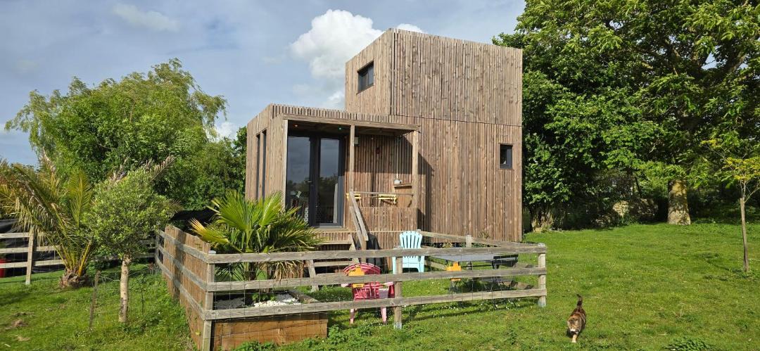 Photo of Others in Coulombs