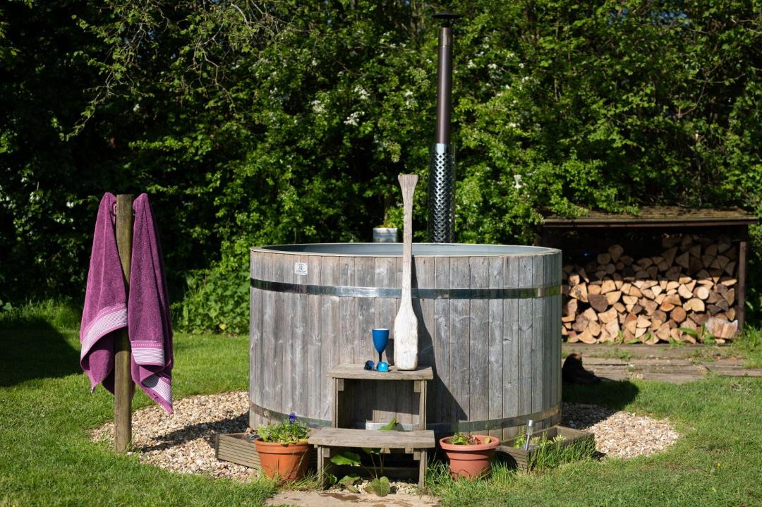 Photo of Others in Saint Kew