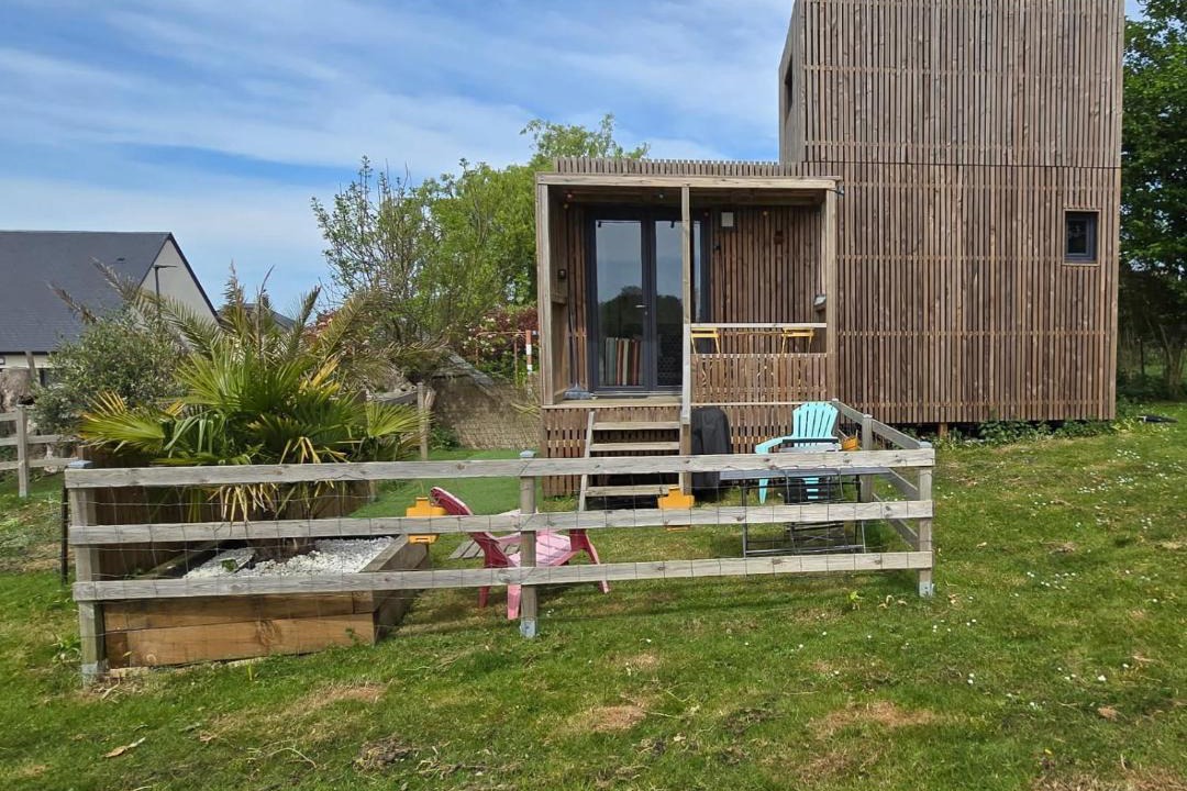 Photo of Others in Coulombs