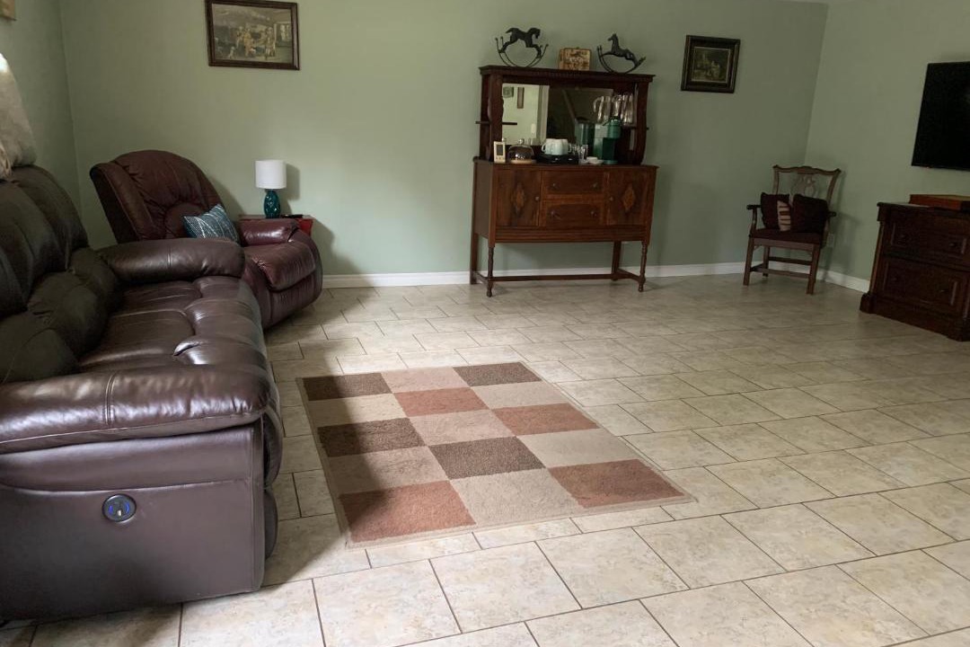 Photo of Livingroom in Pine Grove