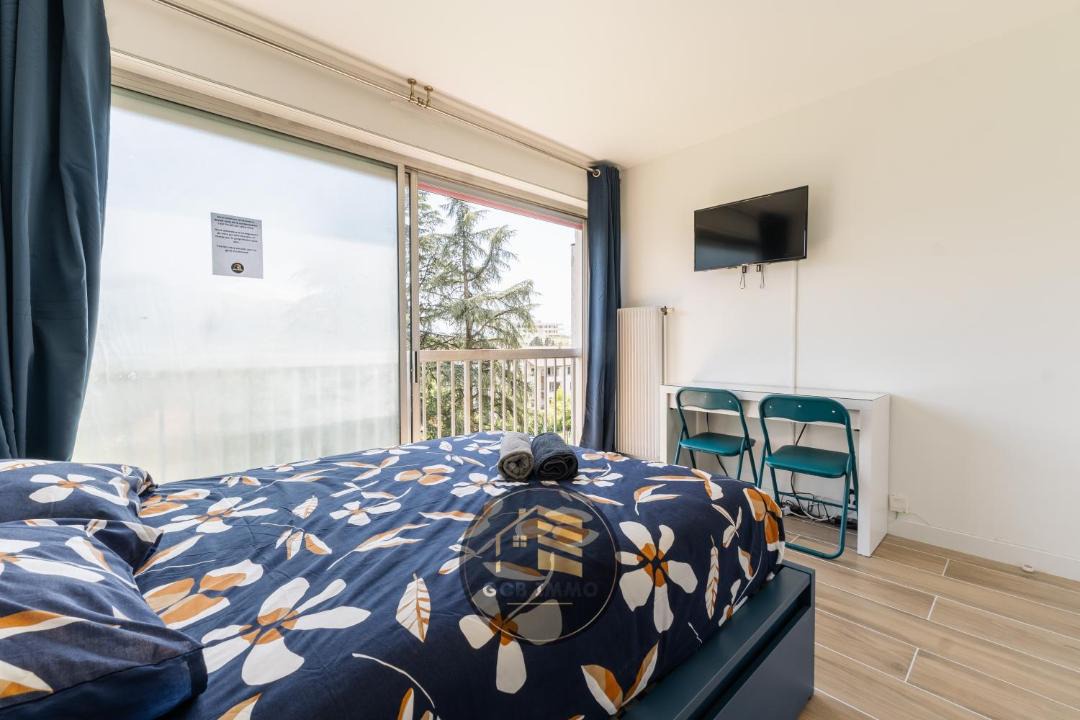 Photo of Bedroom in Meylan