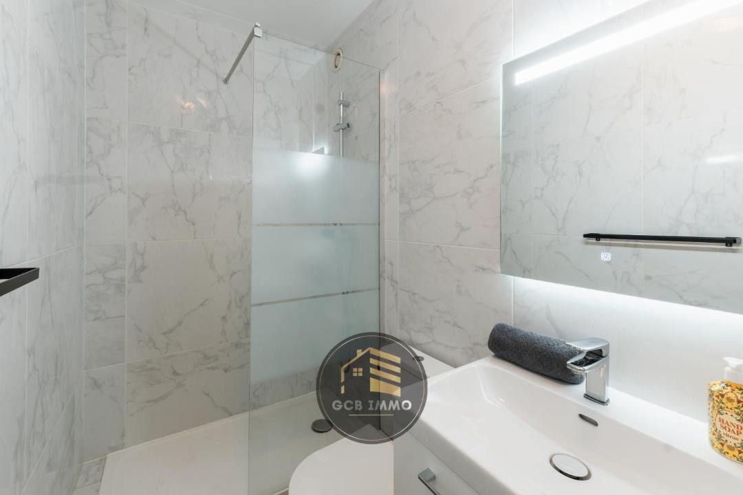 Photo of Bathroom in Meylan