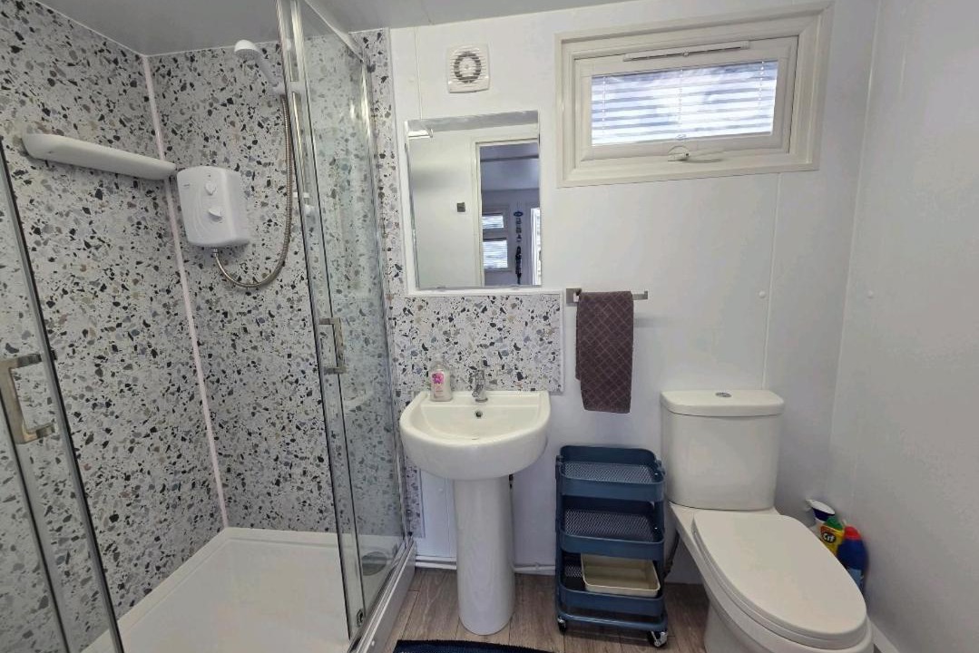 Photo of Bathroom in Middle Park and Sutcliffe