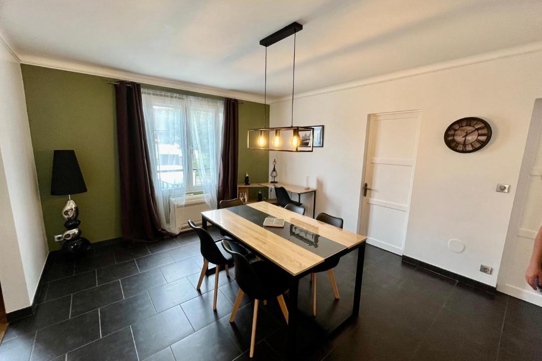 Photo of Others in Chablis