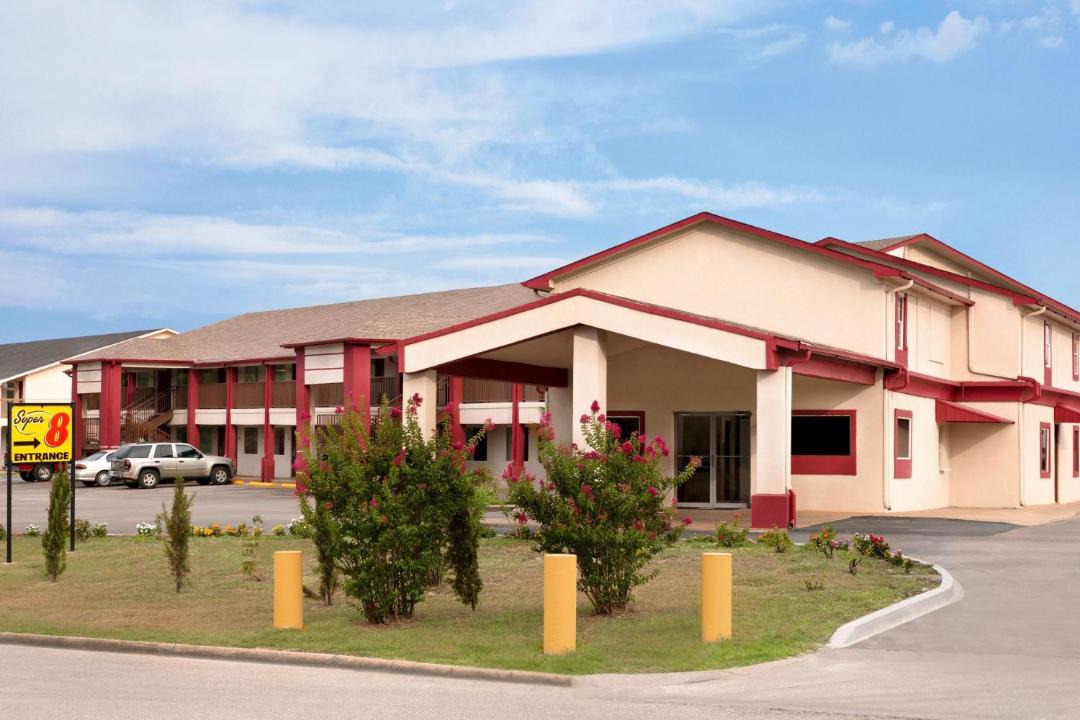 Photo of Others in Corsicana