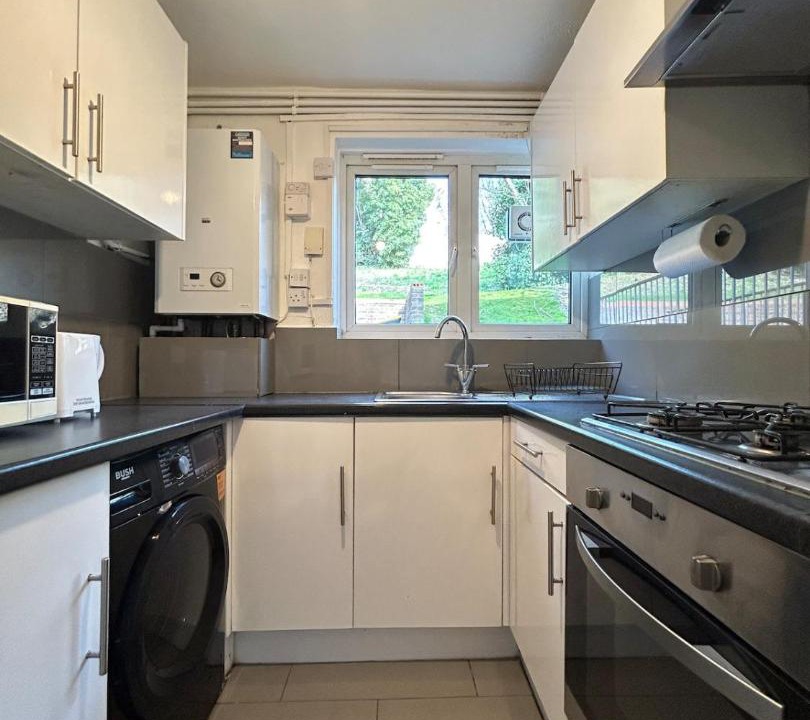 Photo of Kitchen in Purley