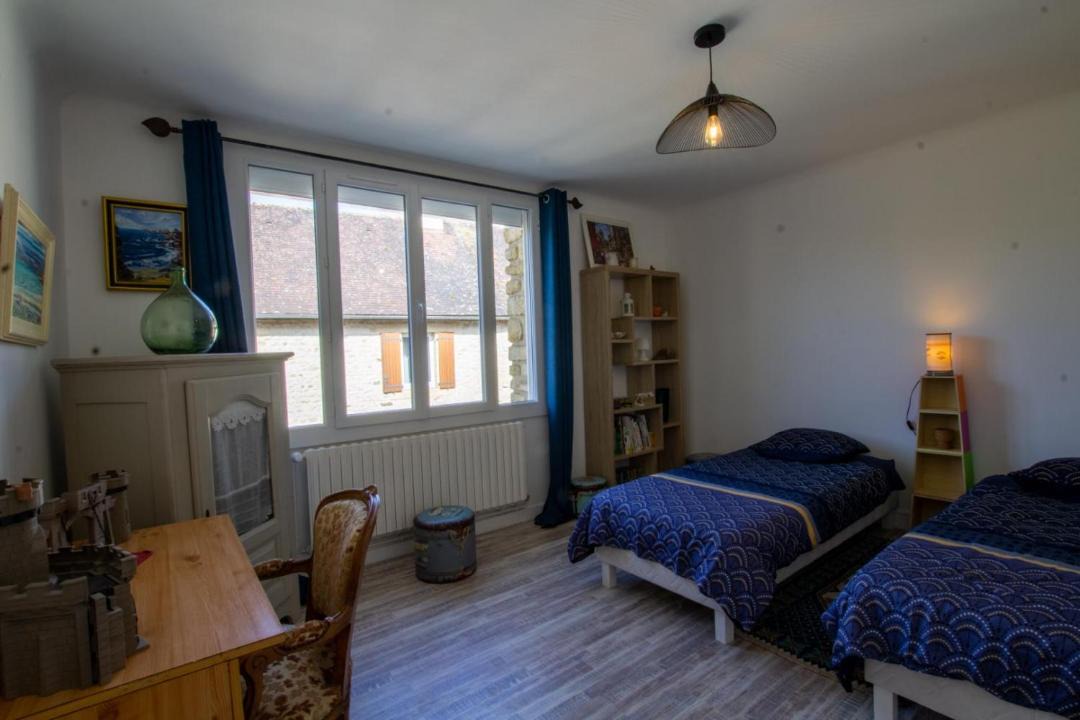 Photo of Bedroom in Saint-Julien-de-Lampon