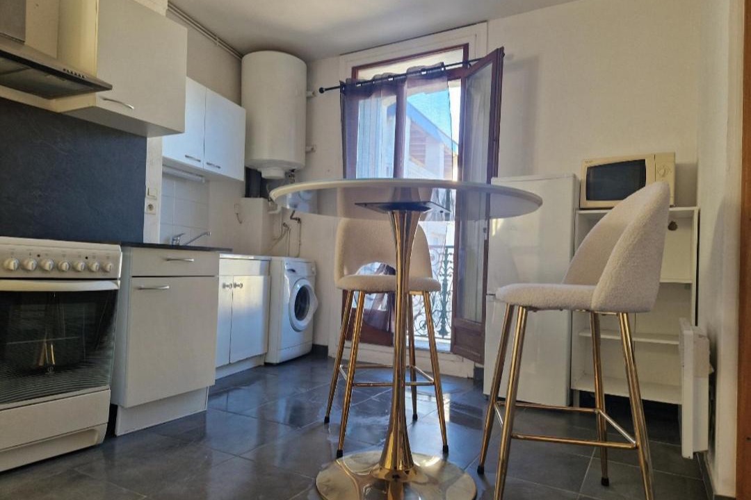 Photo of Kitchen in Servian