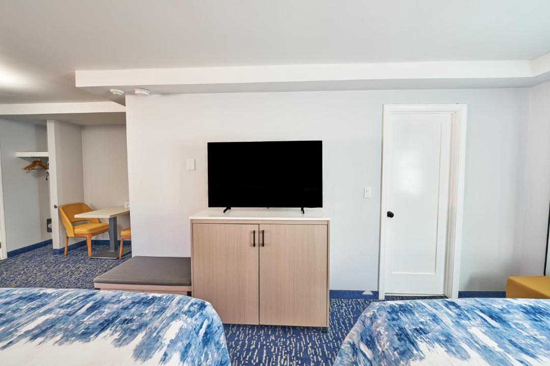 Photo of Bedroom in Buzzards Bay