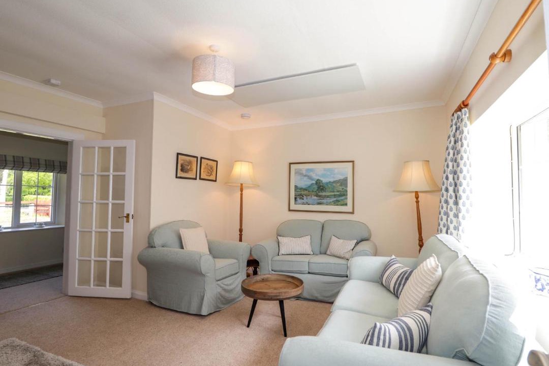 Photo of Others in Nostie