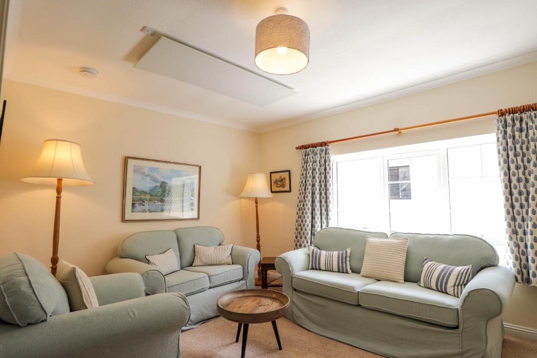 Photo of Others in Nostie