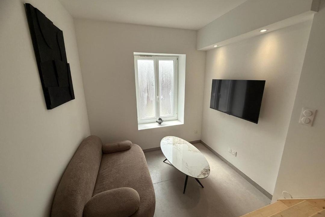 Photo of Others in Fives