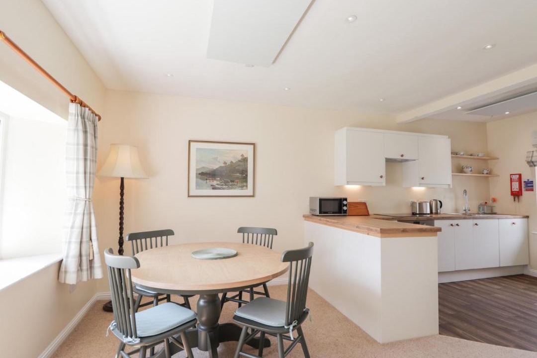 Photo of Others in Nostie