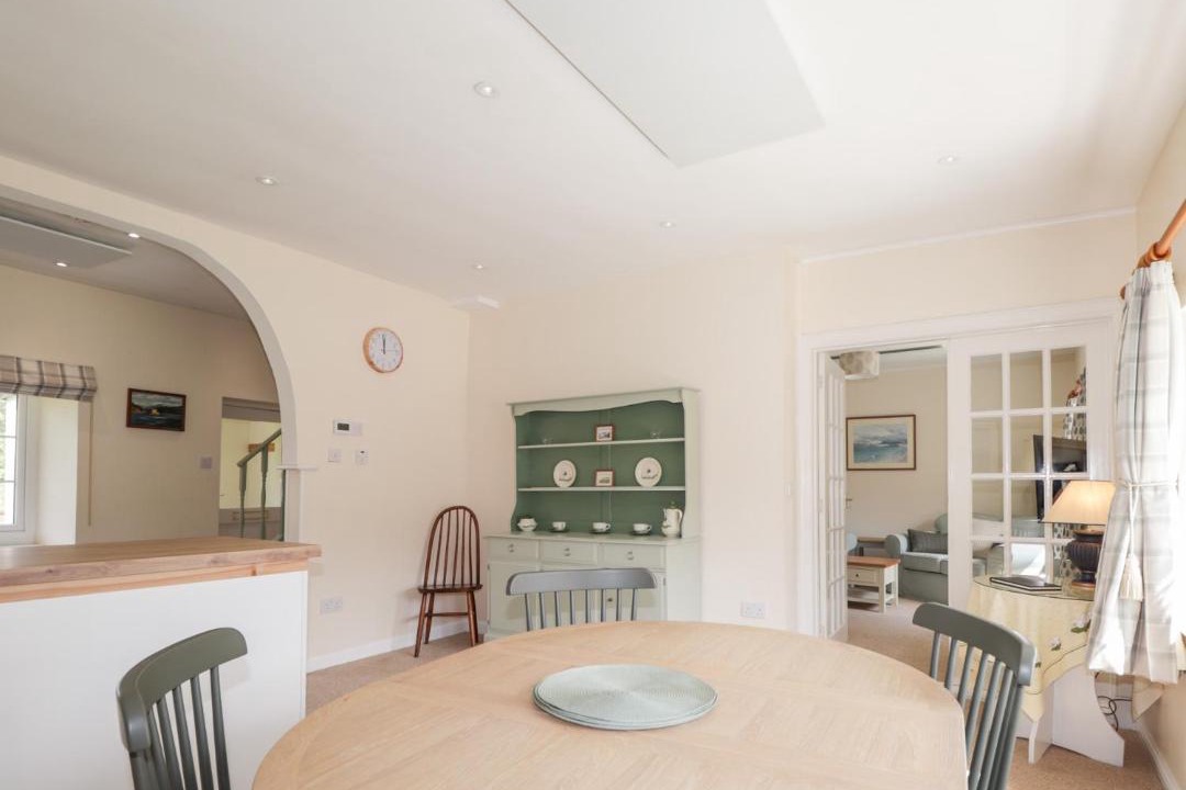 Photo of Others in Nostie