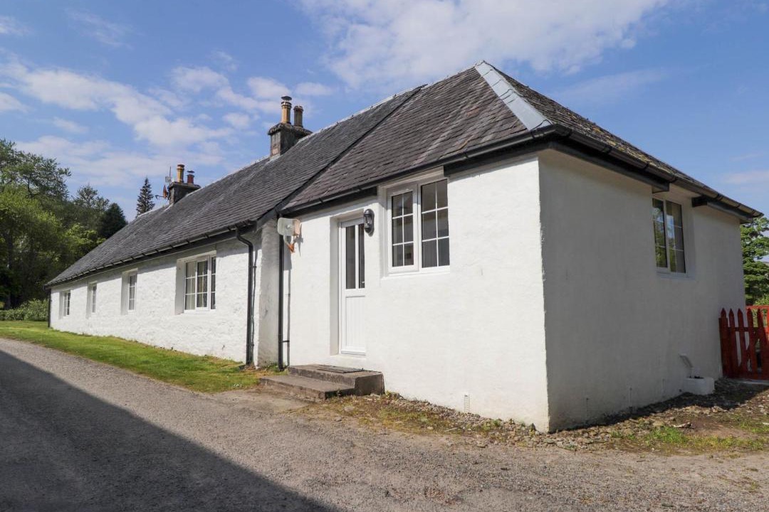 Photo of Others in Nostie