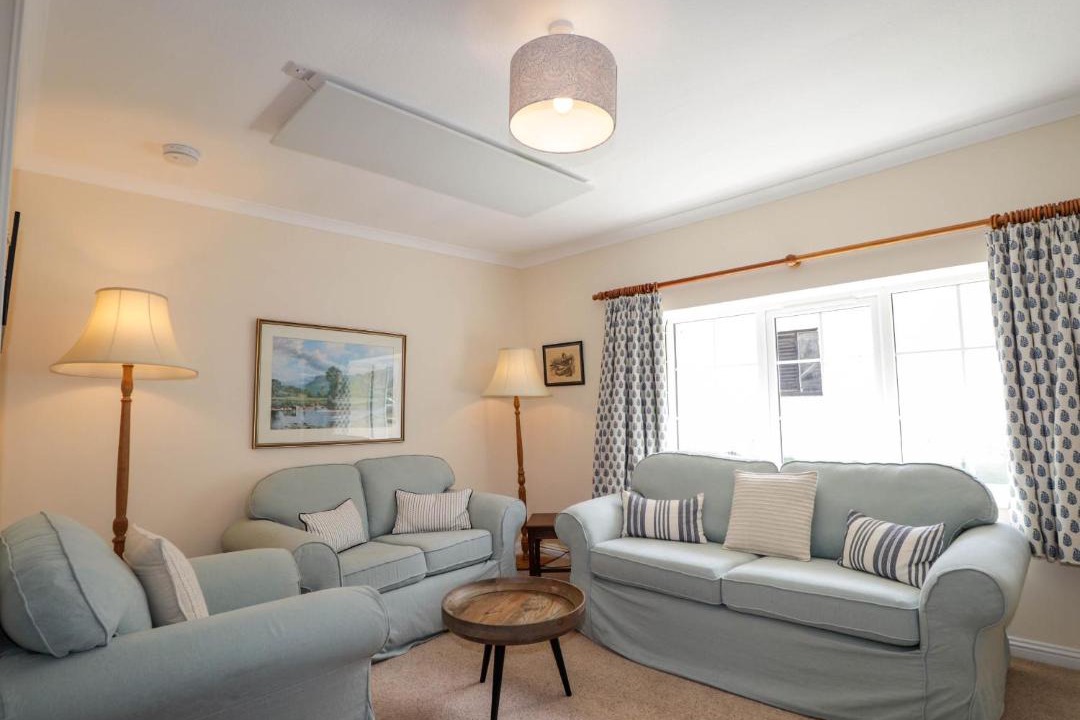 Photo of Others in Nostie