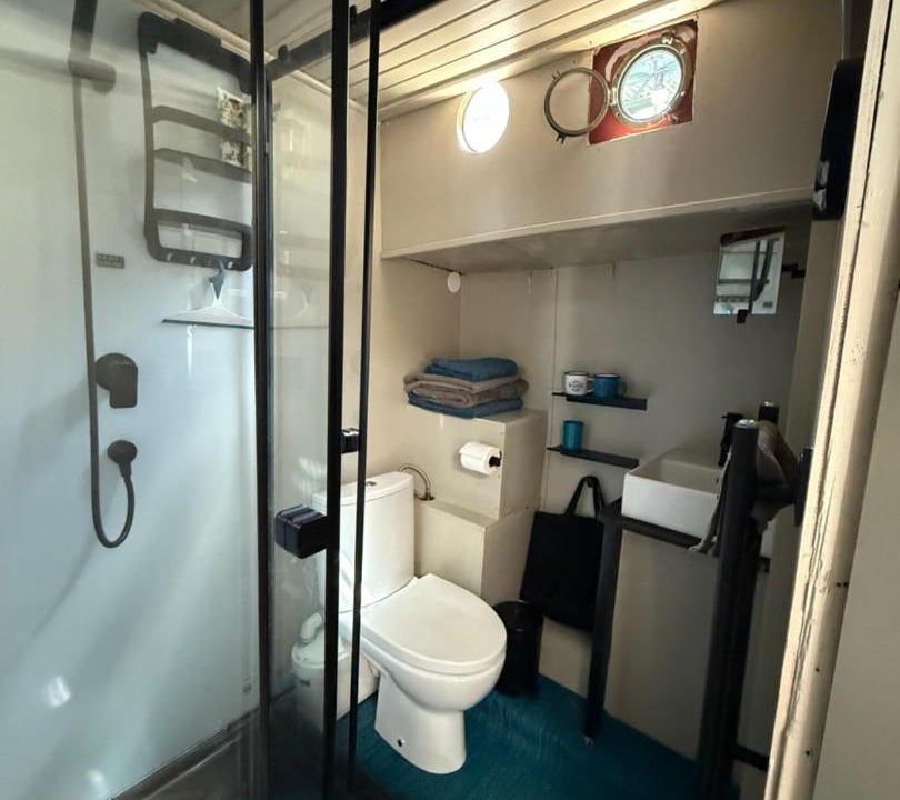 Photo of Bathroom in Saint-Cloud