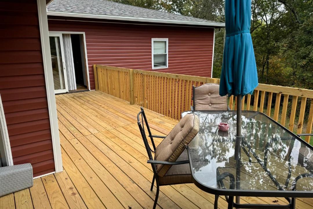 Photo of Patio Balcony in Leasburg