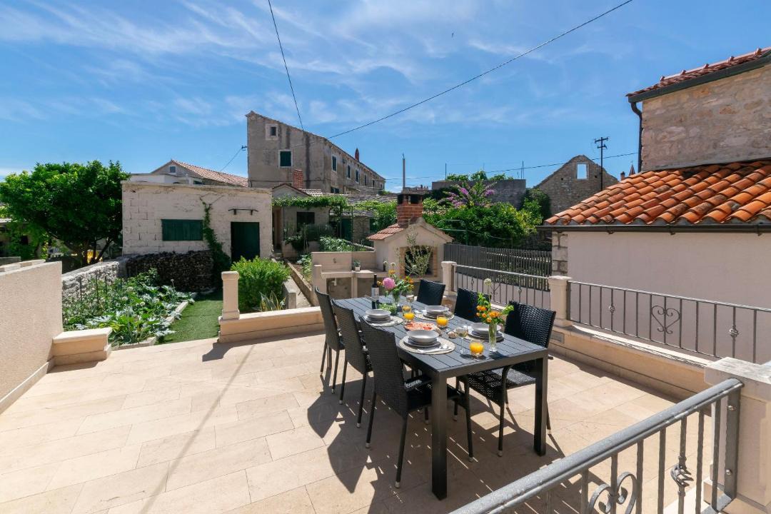Photo of Patio Balcony in Milna (Brac)