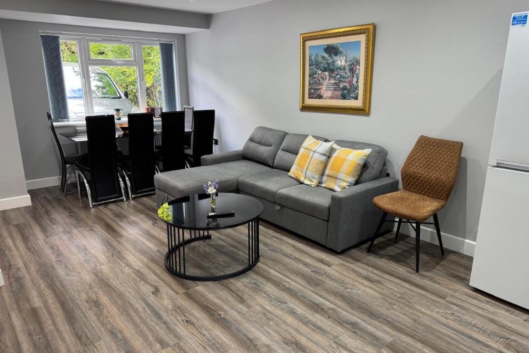 Photo of Others in Quinton