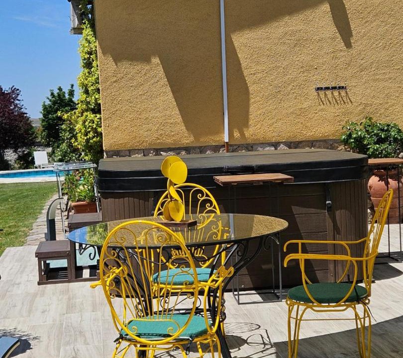 Photo of Patio Balcony in Maello