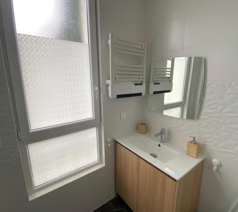 Photo of Bathroom in Vanves