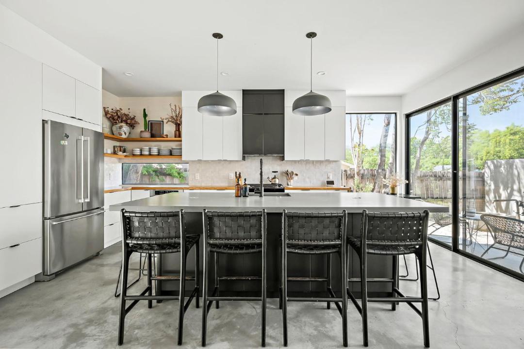 Photo of Kitchen in Holly