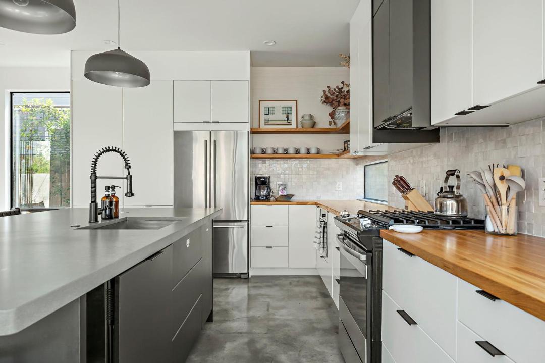 Photo of Kitchen in Holly