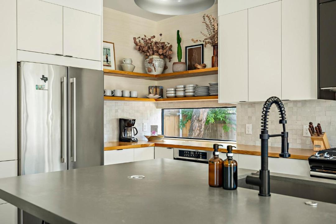Photo of Kitchen in Holly