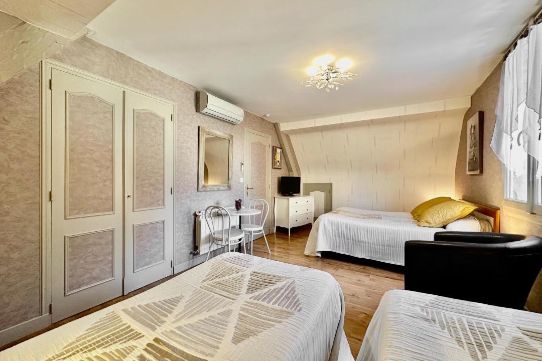 Photo of Others in Vitrac