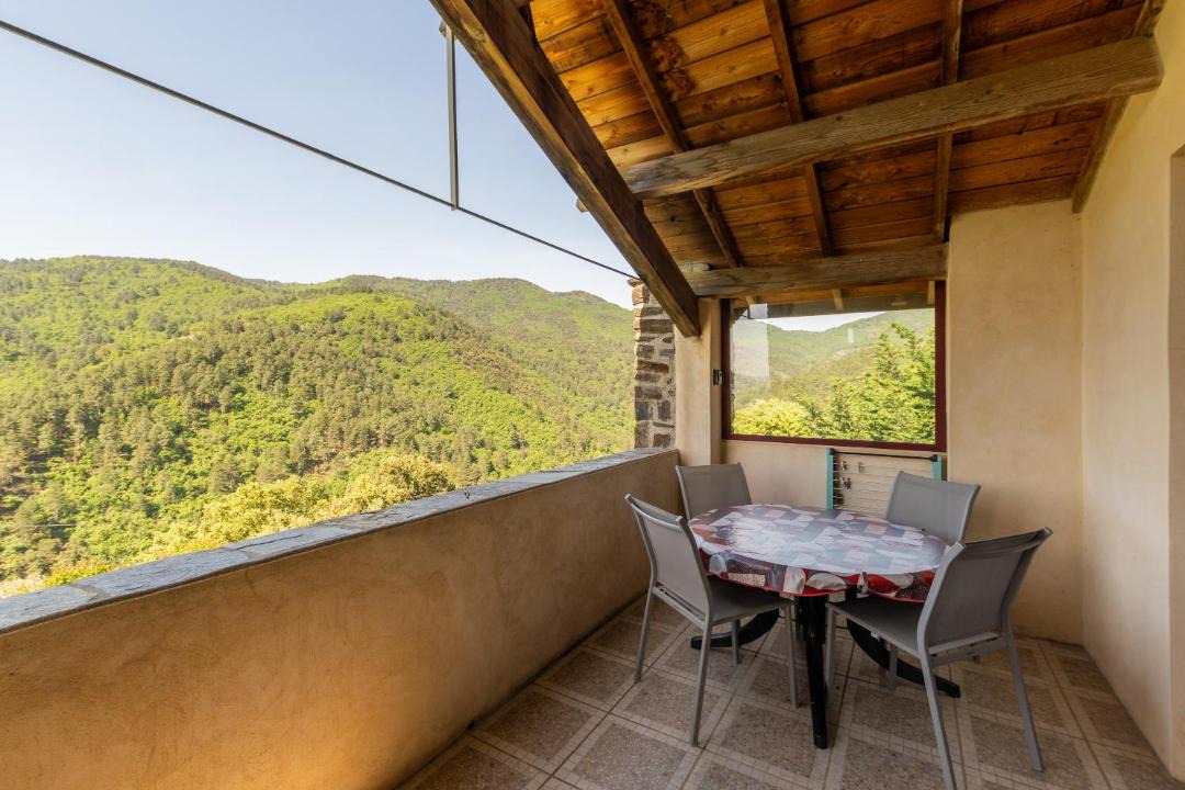 Photo of Patio Balcony in Malbosc