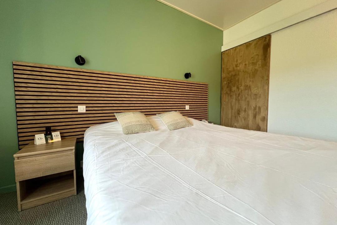 Photo of Bedroom in Lamalou-les-Bains