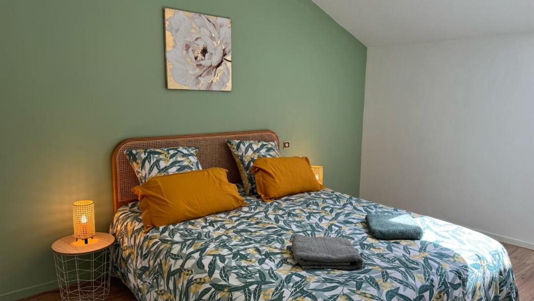 Photo of Bedroom in Pont-de-Vaux
